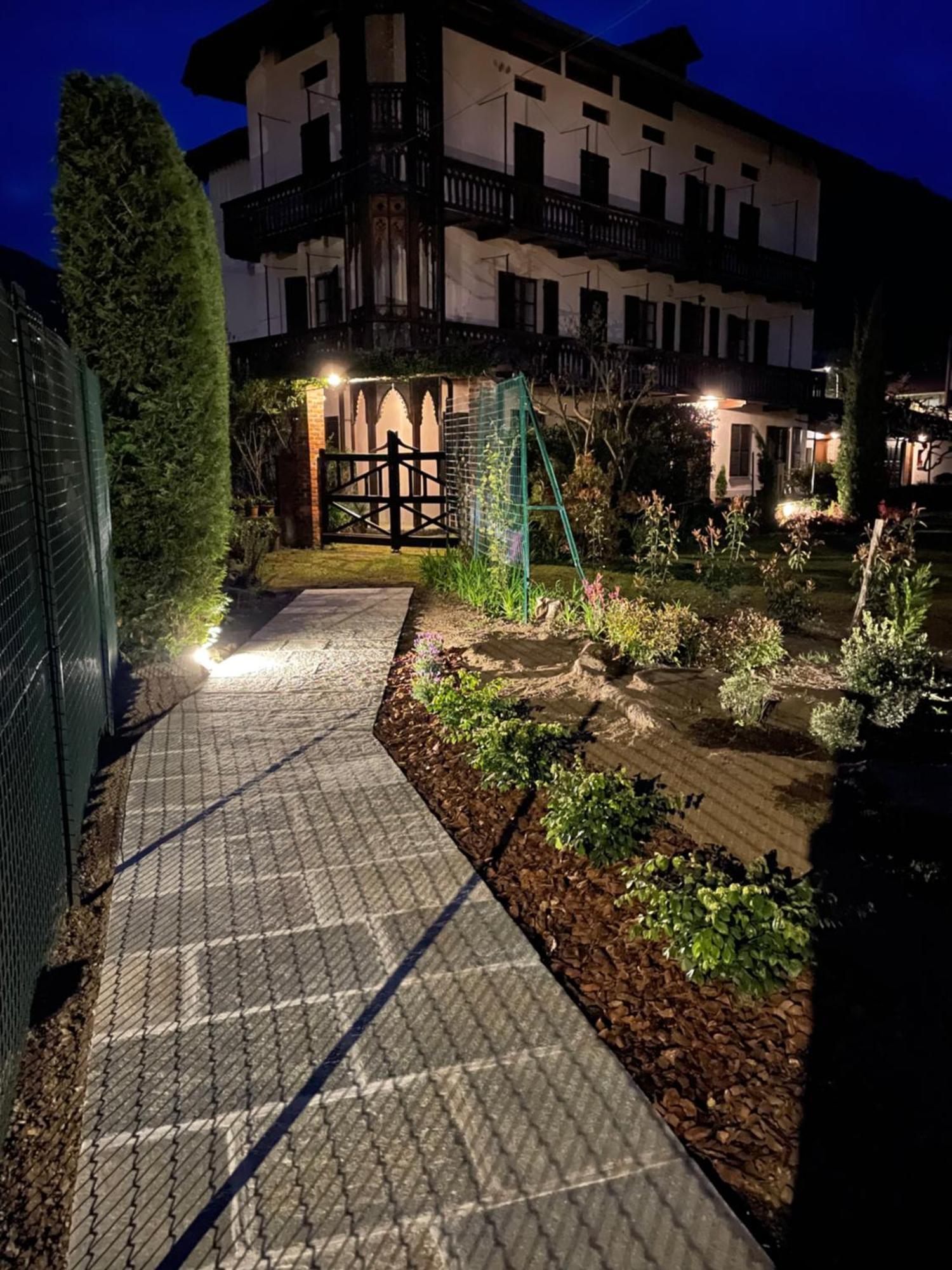 Dimora Fiorita Senior My Holiday Home Varallo Εξωτερικό φωτογραφία